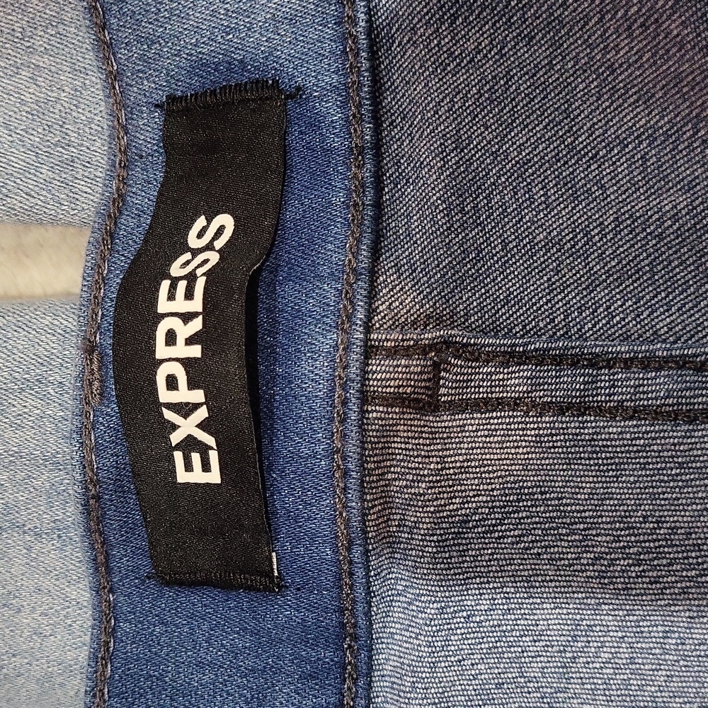 Express Bell Flare Jeans - Picture 7 of 14